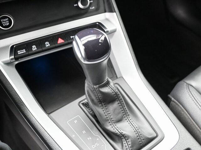 2022 Audi Q3 quattro S line Prem Plus 45 TFSI