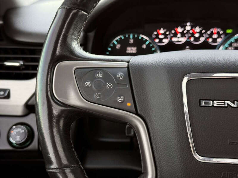 2020 GMC Yukon Denali