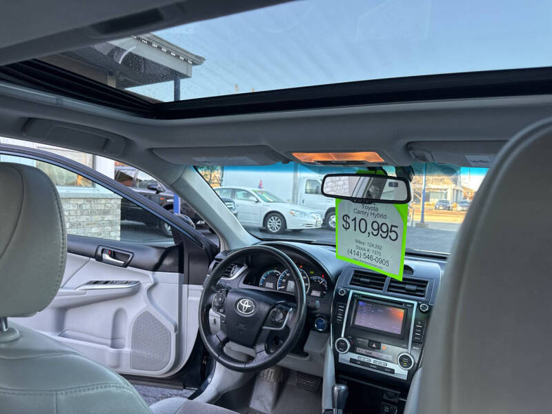 2012 Toyota Camry Hybrid XLE