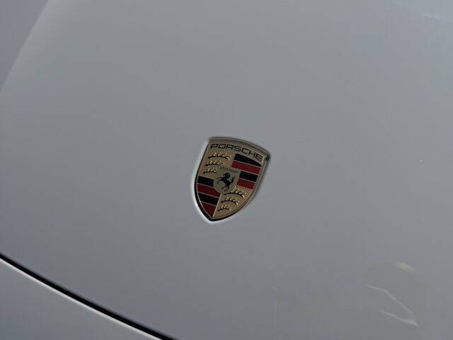 2025 Porsche Taycan 4