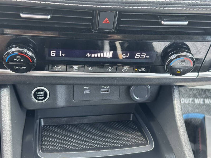 2021 Nissan Rogue SV