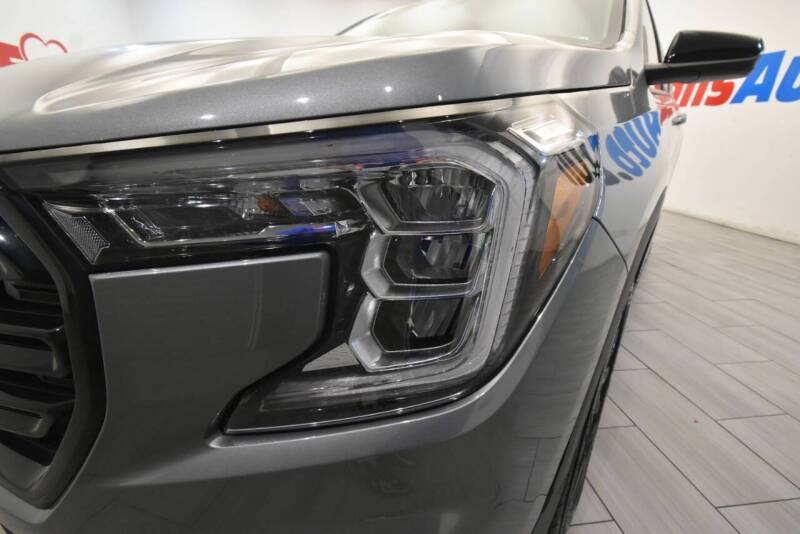 2024 GMC Terrain SLT