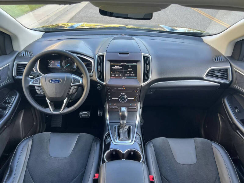 2015 Ford Edge Sport