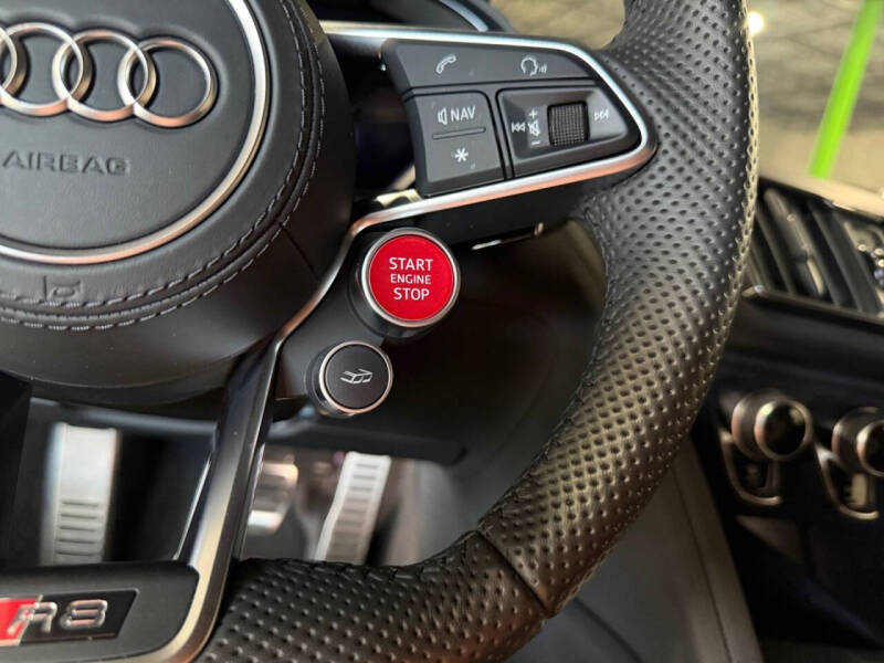 2023 Audi R8 5.2 V10 performance