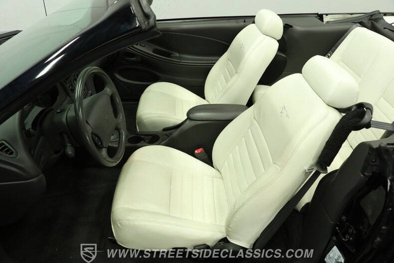 2000 Ford Mustang GT