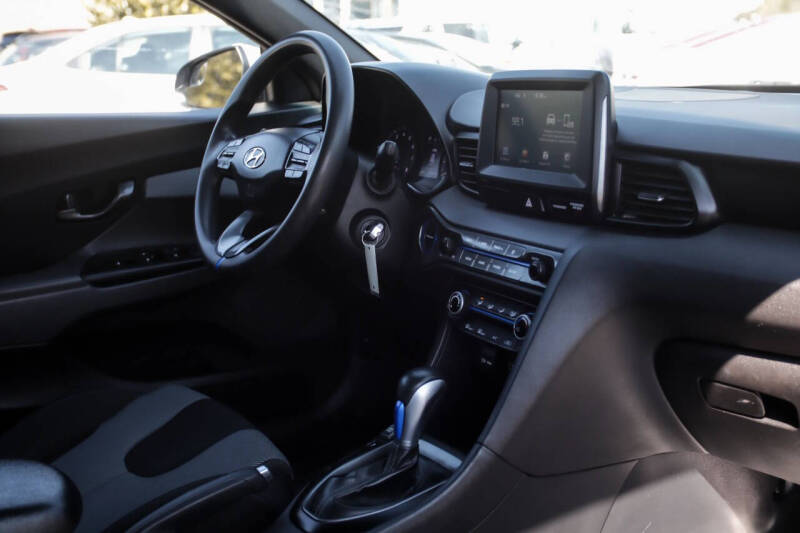 2019 Hyundai Veloster