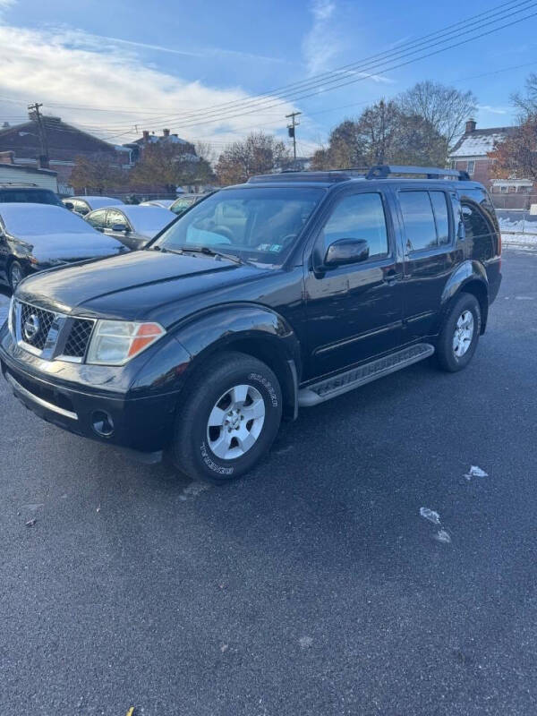 2005 Nissan Pathfinder SE