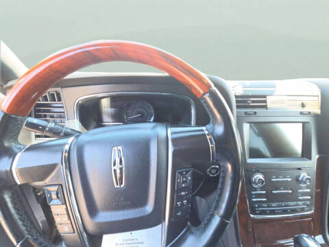 2017 Lincoln Navigator L Select