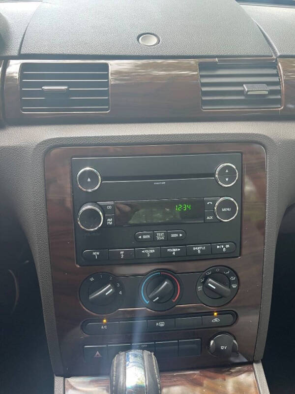 2008 Ford Taurus SEL