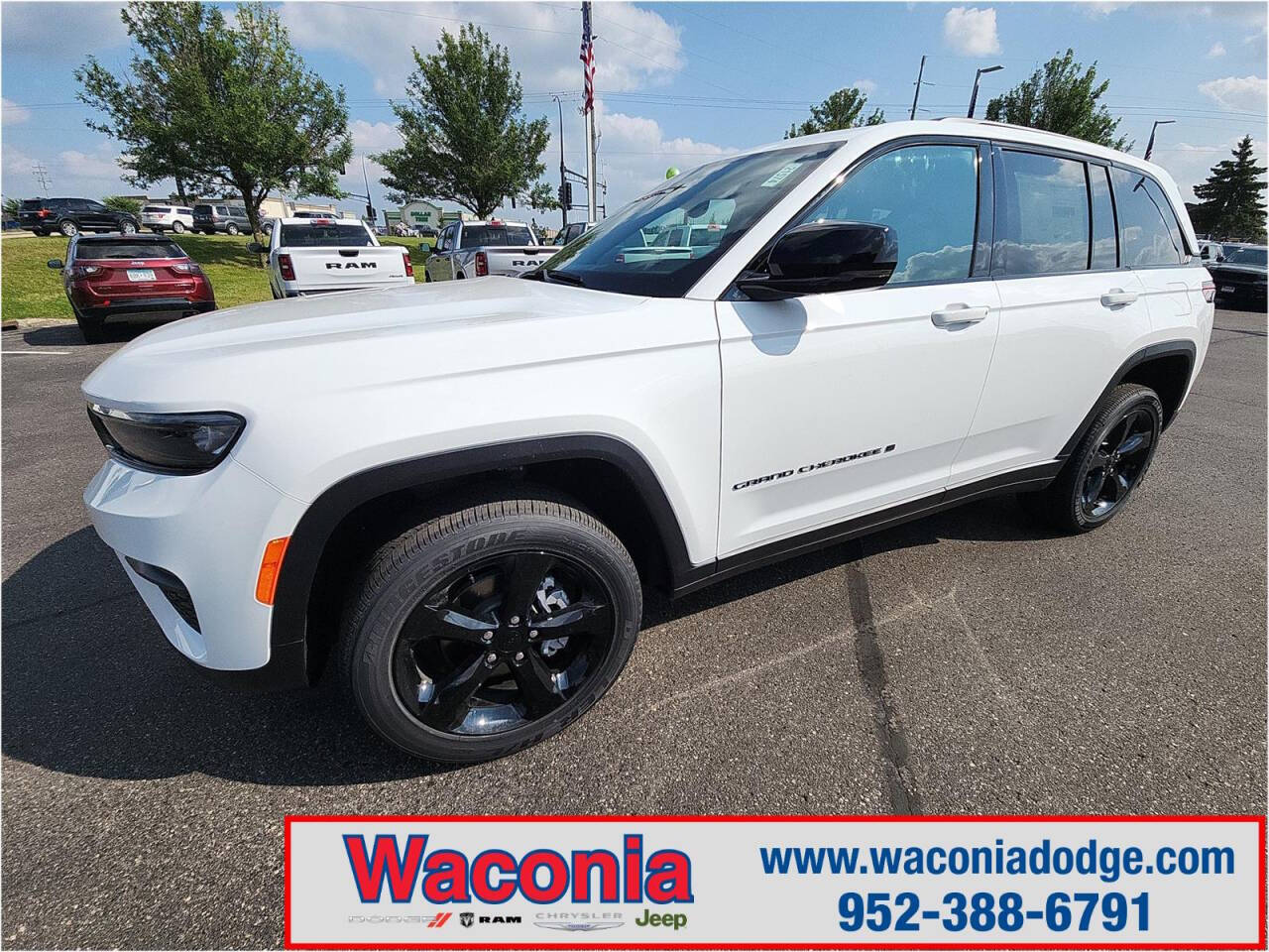 2024 Jeep Grand Cherokee for sale at Victoria Auto Sales in Victoria, MN