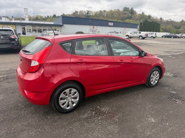 2017 Hyundai Accent SE