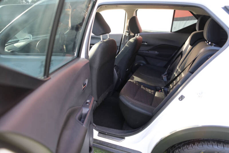 2023 Nissan Kicks SV