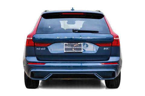 2023 Volvo XC60 B5 Plus Dark Theme