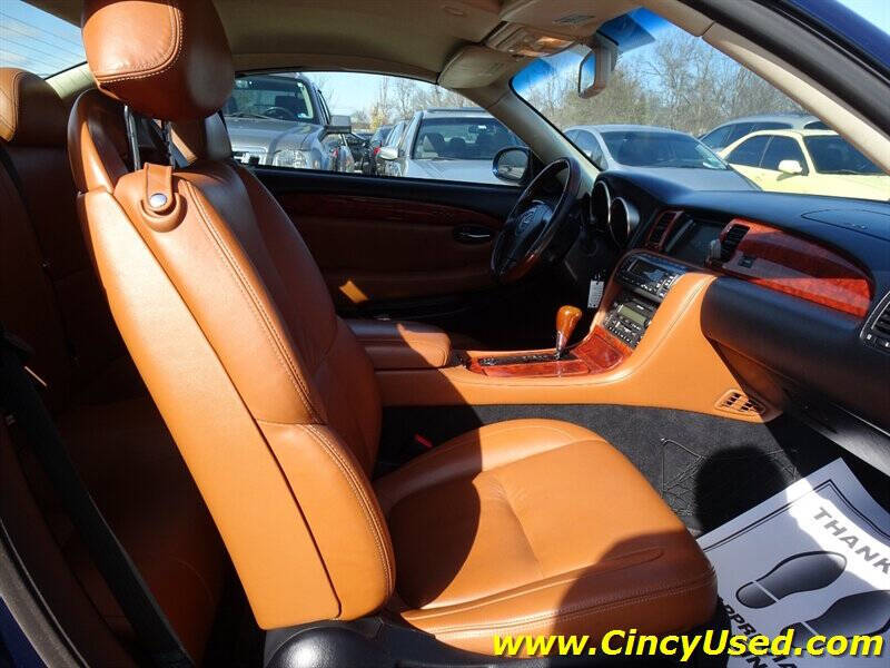 2004 Lexus SC 430