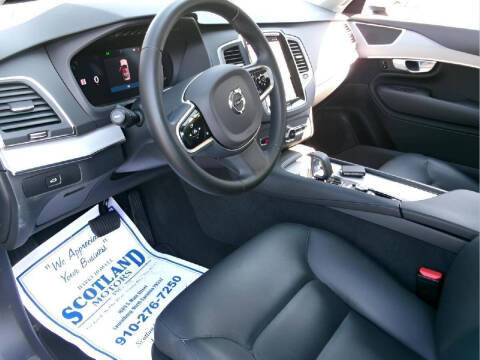 2025 Volvo XC90 B5 Core Bright Theme