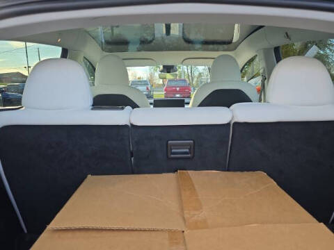 2024 Tesla Model Y Long Range