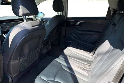 2024 Audi Q7 quattro Premium Plus 45 TFSI