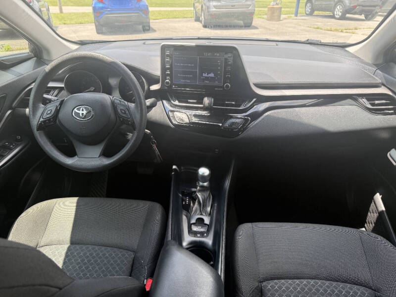2020 Toyota C-HR LE