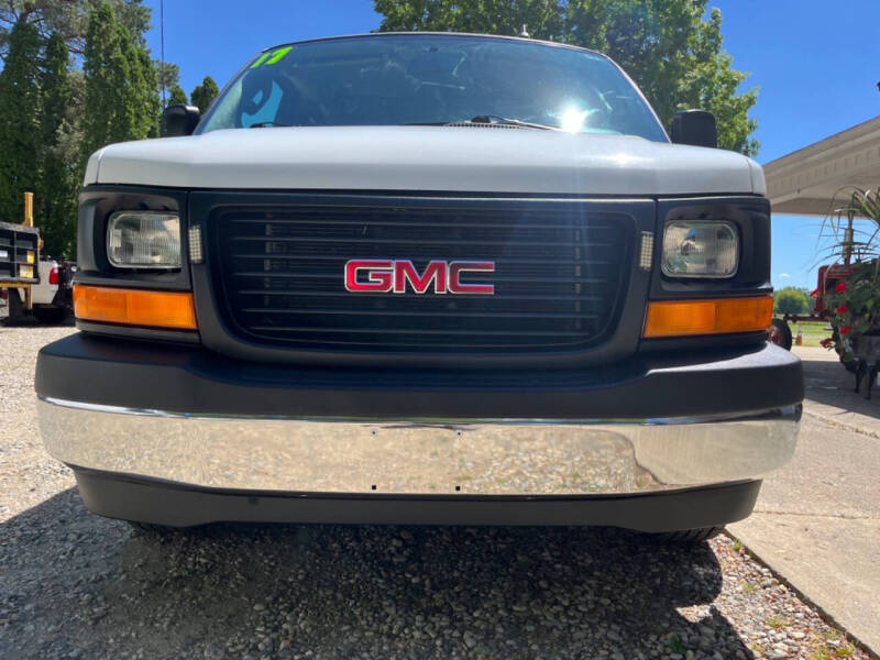 2017 GMC Savana 2500
