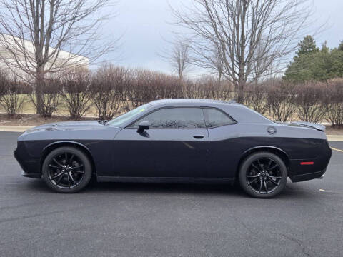 2016 Dodge Challenger SXT Plus