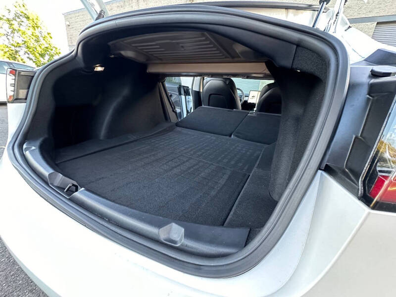 2021 Tesla Model 3 Base photo 50