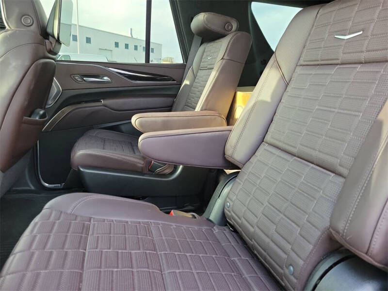 2024 Cadillac Escalade Sport Platinum