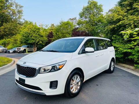 2015 Kia Sedona for sale at Freedom Auto Sales in Chantilly VA