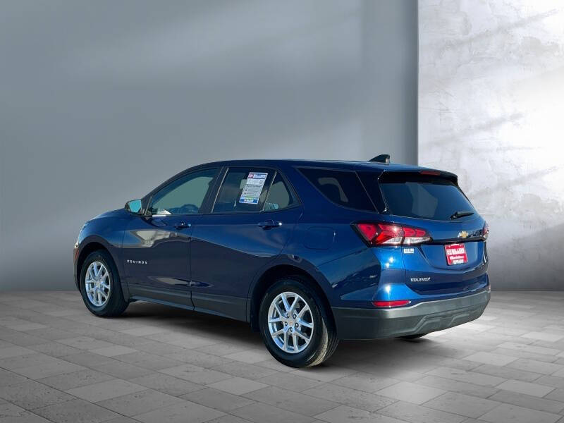 2022 Chevrolet Equinox LS