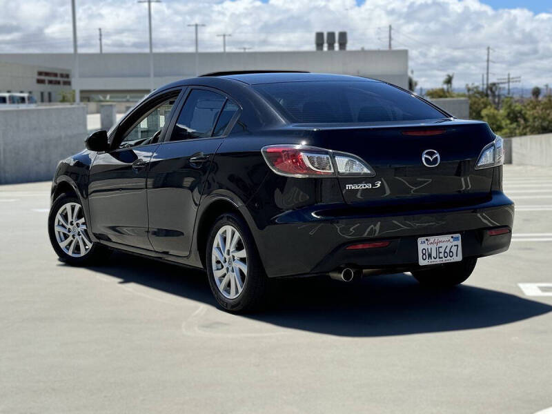 2011 Mazda MAZDA3 i Touring