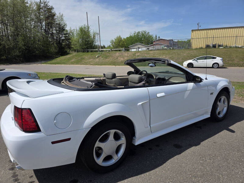2000 Ford Mustang GT