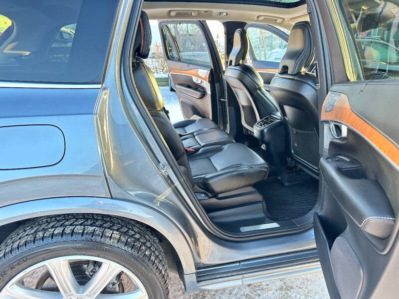 2019 Volvo XC90 T6 Inscription