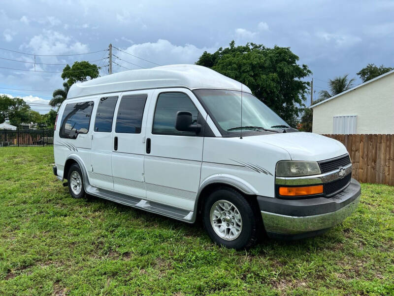 2004 Chevrolet Express 1500 for sale at Hard Rock Motors in Hollywood FL