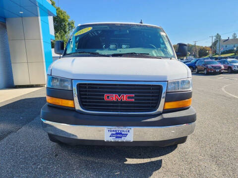 2022 GMC Savana 2500