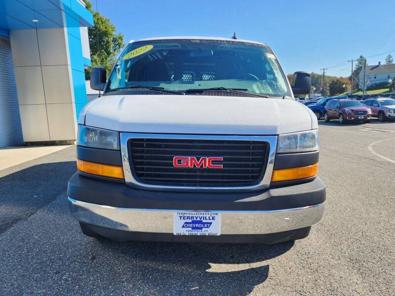 2022 GMC Savana 2500