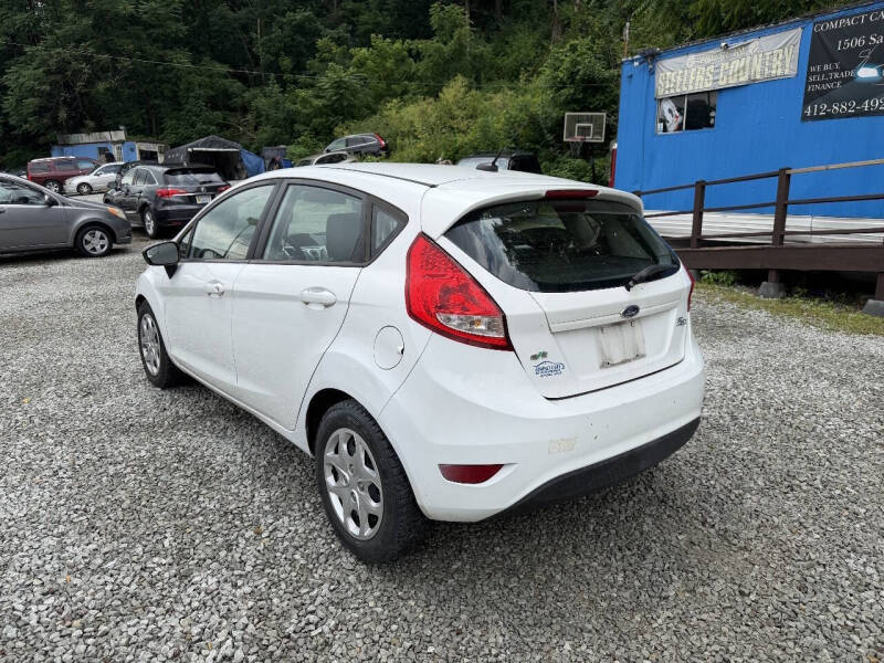 2012 Ford Fiesta SE