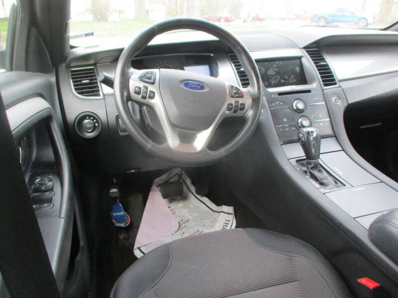 2015 Ford Taurus SEL