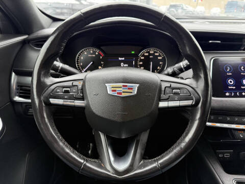 2020 Cadillac XT4 Premium Luxury