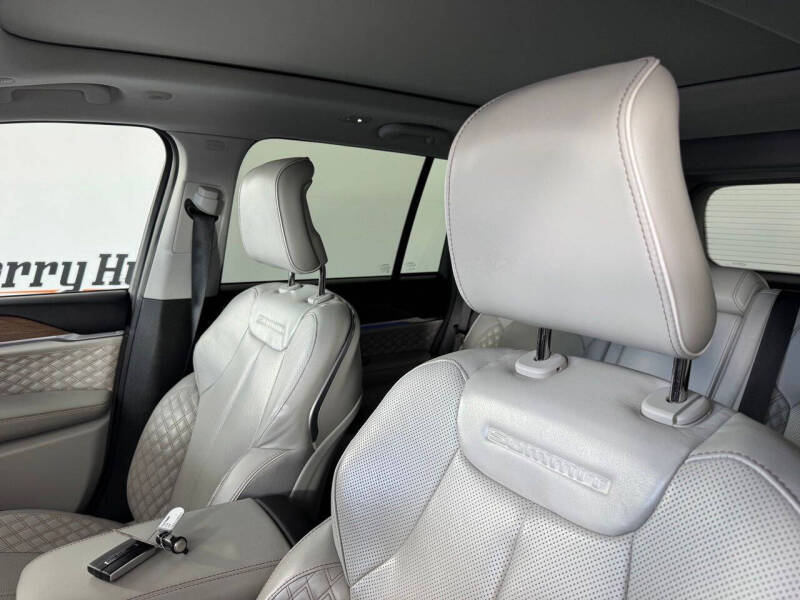2023 Jeep Grand Cherokee Summit