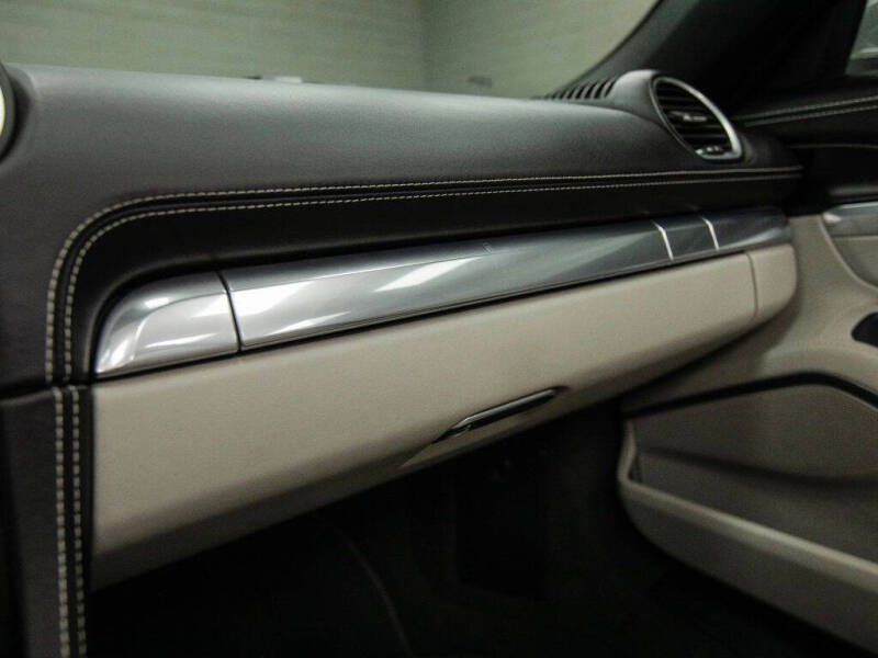 2019 Porsche 718 Boxster