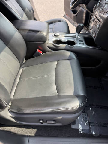 2018 Nissan Pathfinder SL