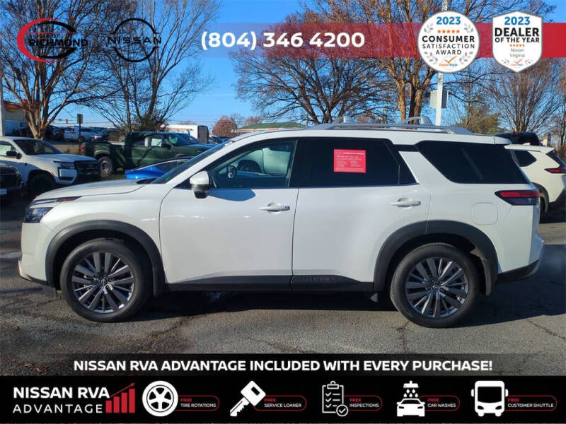 2025 Nissan Pathfinder SL