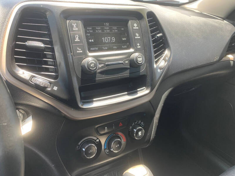 2017 Jeep Cherokee Sport Altitude