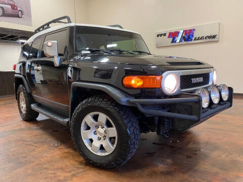 2007 Toyota FJ Cruiser for sale at Driveline LLC in Jacksonville FL