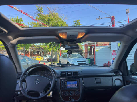 2001 Mercedes-Benz M-Class ML 320
