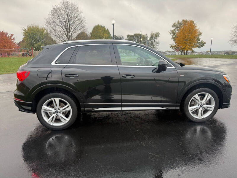 2021 Audi Q3 quattro S line Premium 45 TFSI