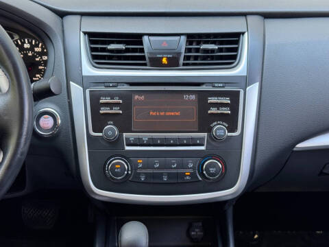2016 Nissan Altima 2.5 SR