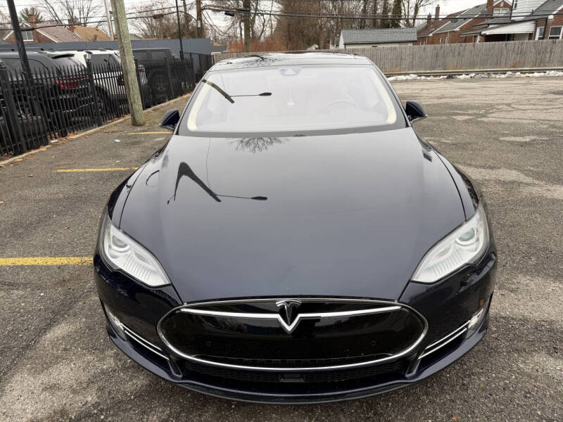 2015 Tesla Model S 85D
