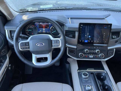 2022 Ford Expedition MAX XLT