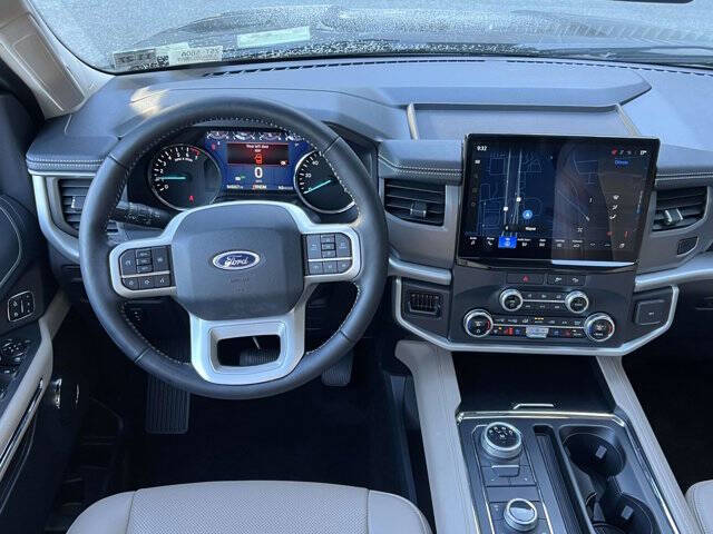 2022 Ford Expedition MAX XLT