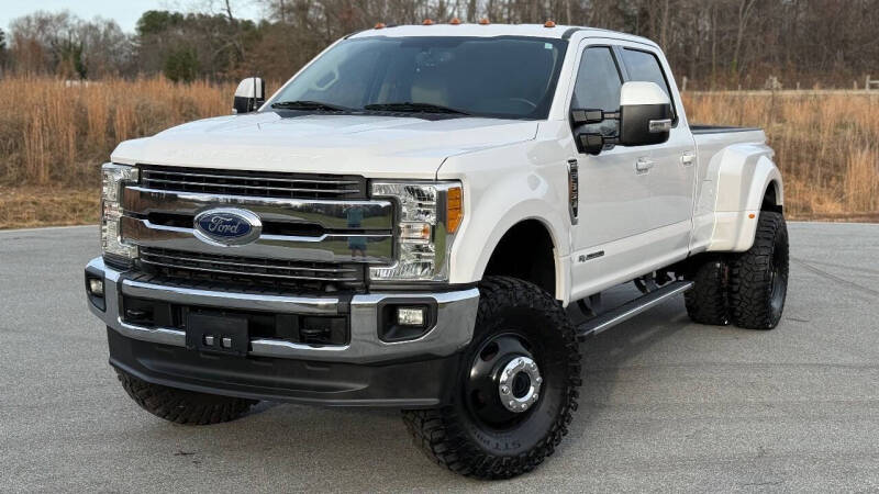 2017 Ford F-350 Super Duty Lariat